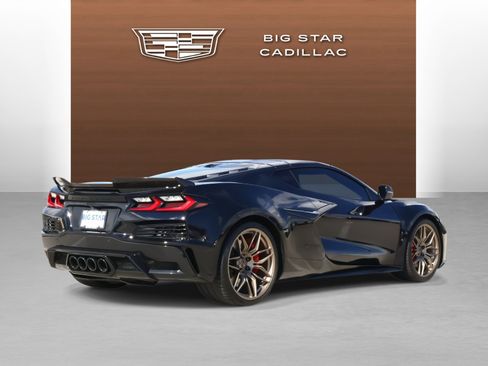 Used 2023 Chevrolet Corvette Z06 image 5