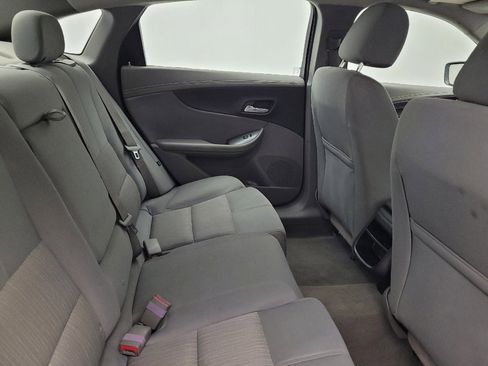 Used 2014 Chevrolet Impala LS w/ LS Convenience Package image 19