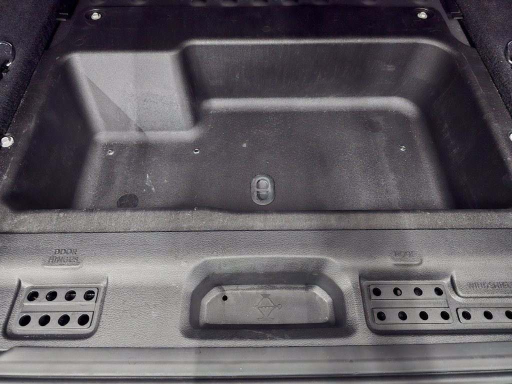 Used 2026 Jeep Wrangler Unlimited Sahara AWD/4WD image 38