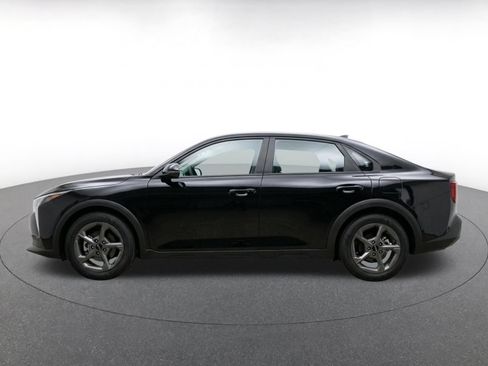 Used 2026 Kia K4 FWD image 4
