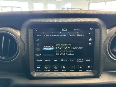 Used 2022 Jeep Wrangler Unlimited Sport image 35