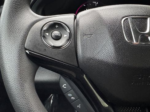 Used 2016 Honda HR-V LX image 23