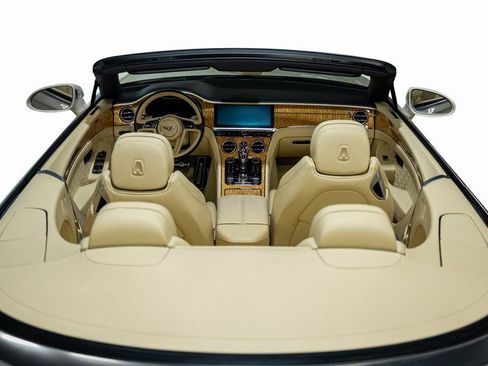 Used 2020 Bentley Continental GT image 53