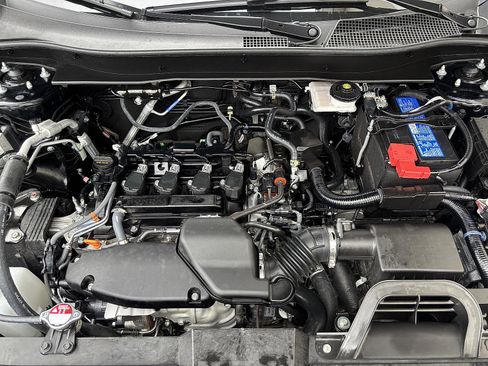 Certified 2025 Honda CR-V LX image 8