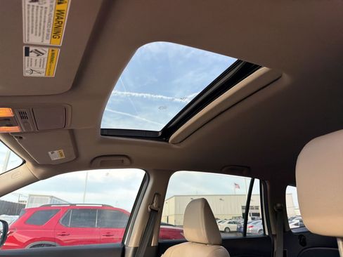 Used 2017 Honda Pilot EX-L image 14