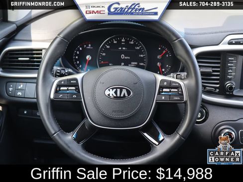Used 2019 Kia Sorento EX FWD image 21