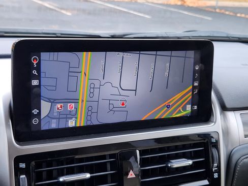 Used 2023 Lexus GX 460 Premium image 25