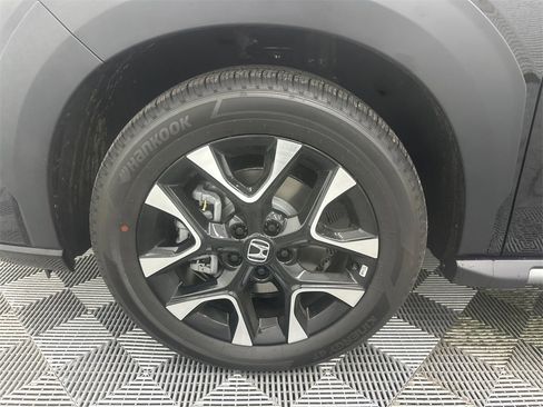 Used 2026 Honda HR-V EX-L image 12