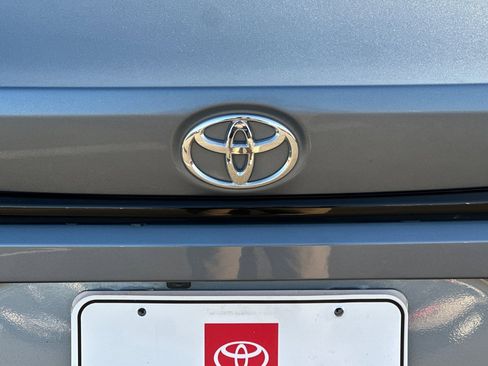 Used 2024 Toyota Corolla LE image 47