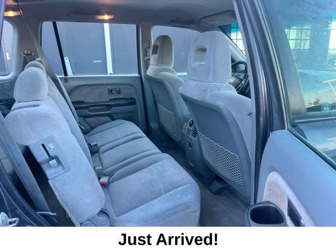 Used 2004 Honda Pilot LX image 25