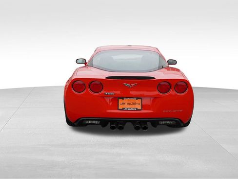 Used 2011 Chevrolet Corvette Grand Sport w/ Preferred Equipment Group RWD image 6