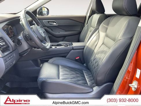 Used 2023 Nissan Rogue Platinum w/ Platinum Premium Package image 9