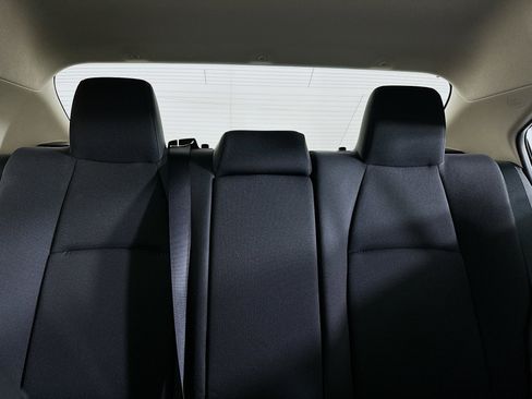 Used 2023 Toyota Corolla LE image 29