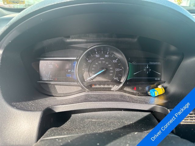 Used 2019 Ford Explorer XLT w/ Equipment Group 202A AWD/4WD image 10