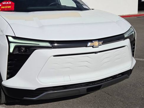 Certified 2024 Chevrolet Blazer EV LT AWD/4WD image 8
