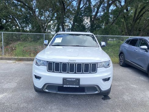 Used 2022 Jeep Grand Cherokee Limited AWD/4WD image 2
