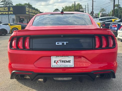Used 2020 Ford Mustang GT Premium image 5