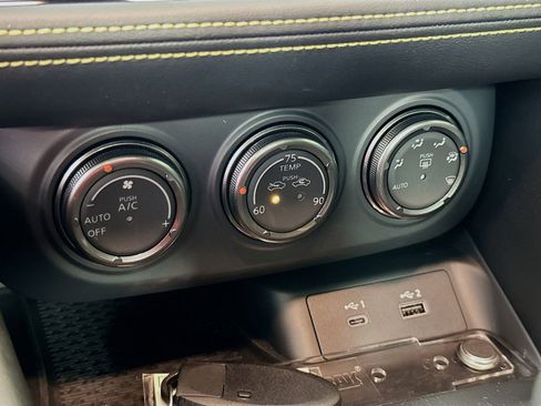 Used 2023 Nissan Z w/ Floor Mat Package (L93) RWD image 16