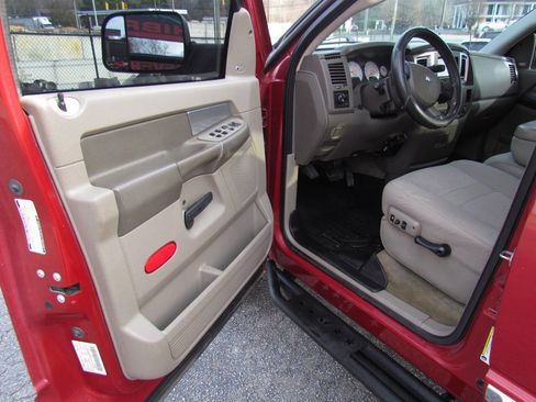 Used 2008 Dodge Ram 2500 Truck SLT w/ Popular Equipment Group image 9