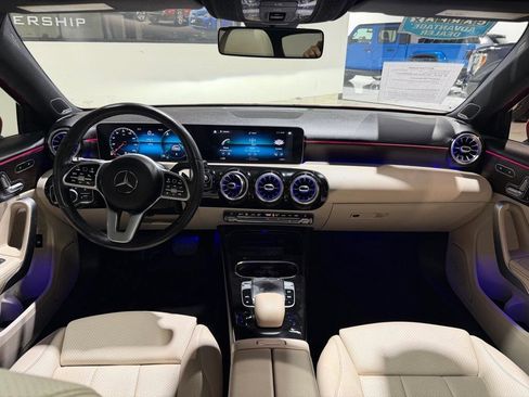 Used 2019 Mercedes-Benz A 220 4MATIC image 25