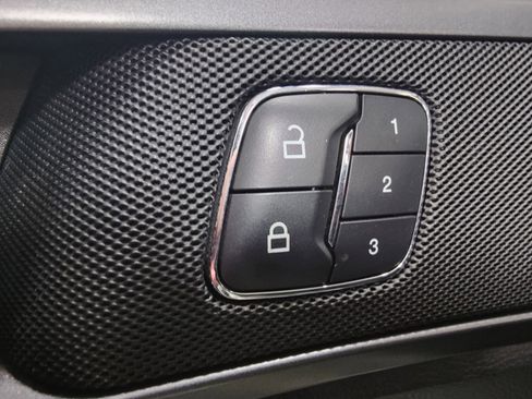 Used 2015 Ford Fusion Titanium image 14