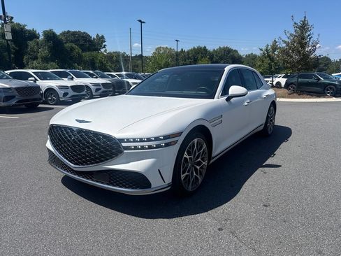 Used 2023 Genesis G90 3.5T AWD/4WD image 3