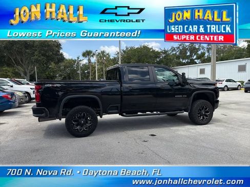 Used 2021 Chevrolet Silverado 2500 Custom w/ Custom Value Package AWD/4WD image 13