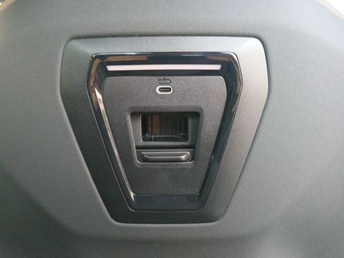 New 2025 BMW 530i 530i Retired Loaner w/ M Sport Package image 15