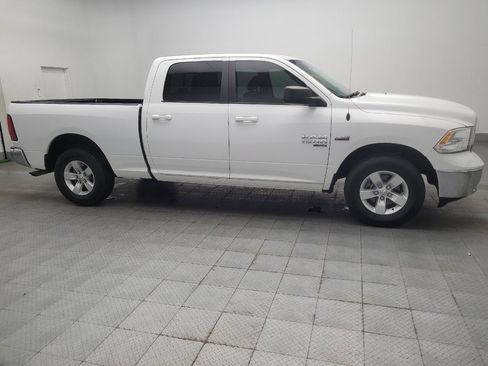 Used 2019 RAM 1500 Classic SLT RWD image 11
