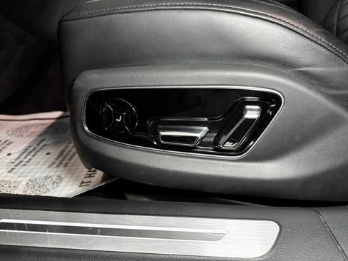 Used 2021 Audi S8 L w/ Full Leather Package AWD/4WD image 13