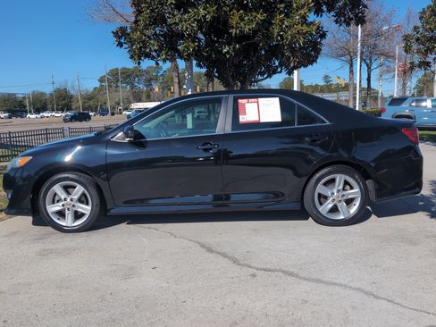 Used 2013 Toyota Camry SE image 7