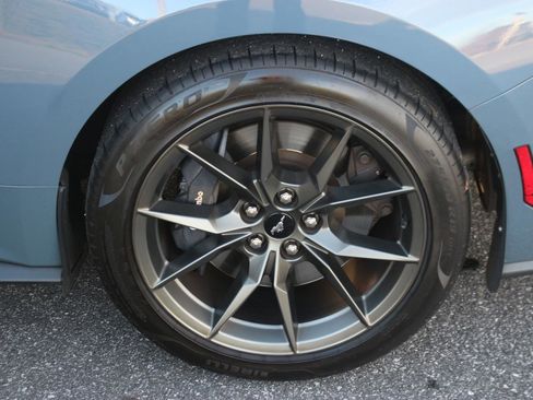 Used 2024 Ford Mustang Dark Horse image 39