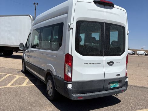 Used 2023 Ford Transit 350 XLT RWD image 4