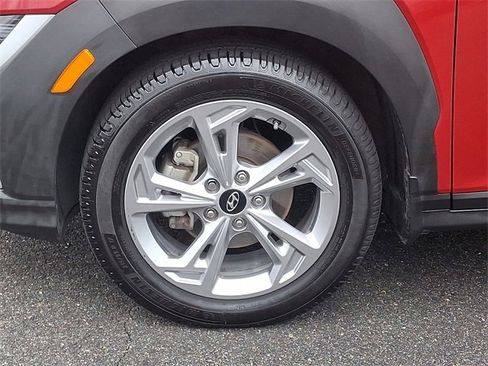 Used 2022 Hyundai Kona SEL w/ Convenience Package image 8