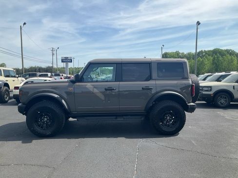 New 2026 Ford Bronco Badlands AWD/4WD image 8