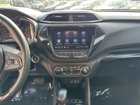 Used 2023 Chevrolet TrailBlazer RS w/ Convenience Package image 25