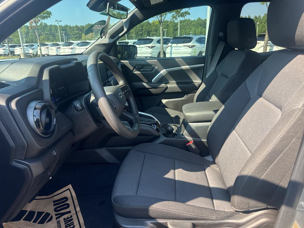 Used 2026 Chevrolet Colorado Trail Boss AWD/4WD image 24