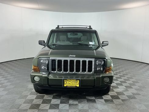 Used 2007 Jeep Commander Sport AWD/4WD image 2