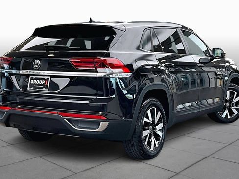 Used 2023 Volkswagen Atlas Cross Sport SE image 25