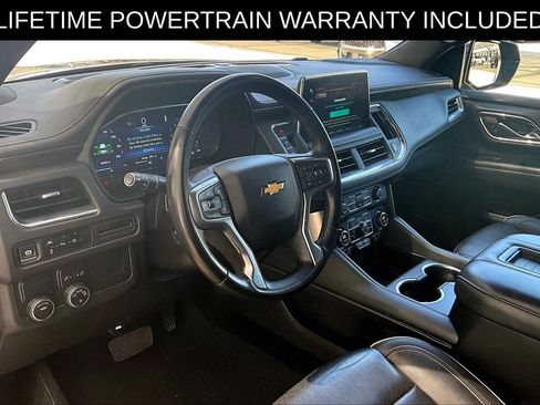 Used 2024 Chevrolet Suburban Premier image 13