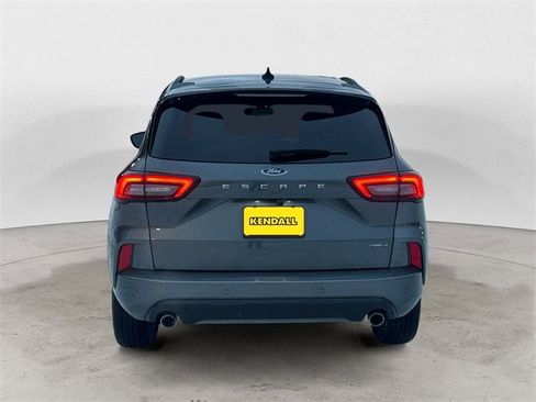 Used 2024 Ford Escape ST-Line Select w/ Tech Pack #2 image 4