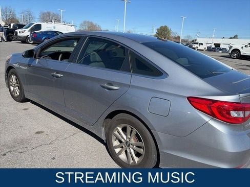 Used 2016 Hyundai Sonata SE w/ Cargo Package image 3