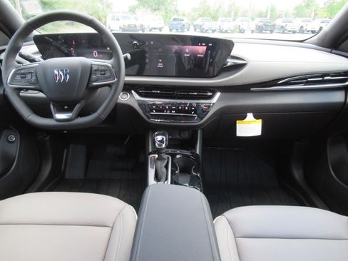New 2026 Buick Envista Preferred FWD image 13