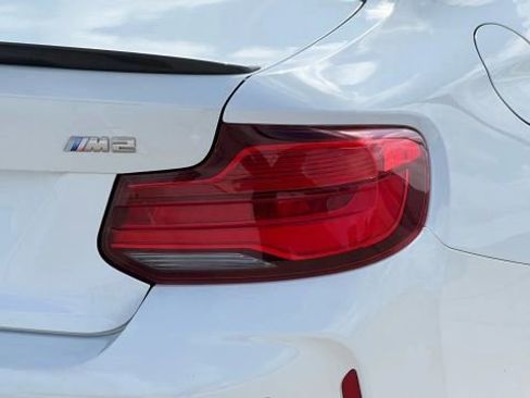 Used 2018 BMW M2 image 44