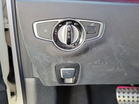 Used 2023 Mercedes-Benz E 450 Coupe image 21