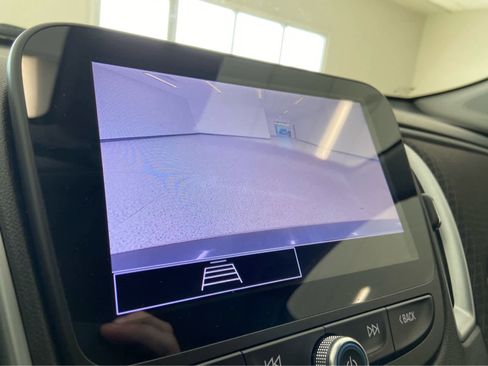 Used 2023 Chevrolet Malibu LT image 28