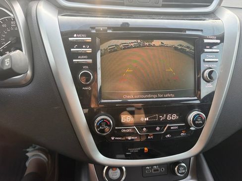Used 2020 Nissan Murano S AWD/4WD image 13