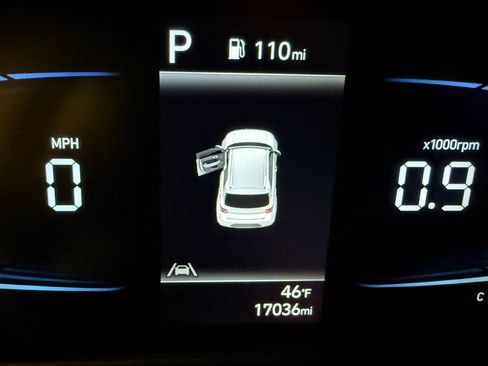 Certified 2023 Hyundai Venue SE image 37