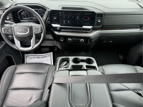 Used 2024 GMC Sierra 1500 SLT AWD/4WD image 12