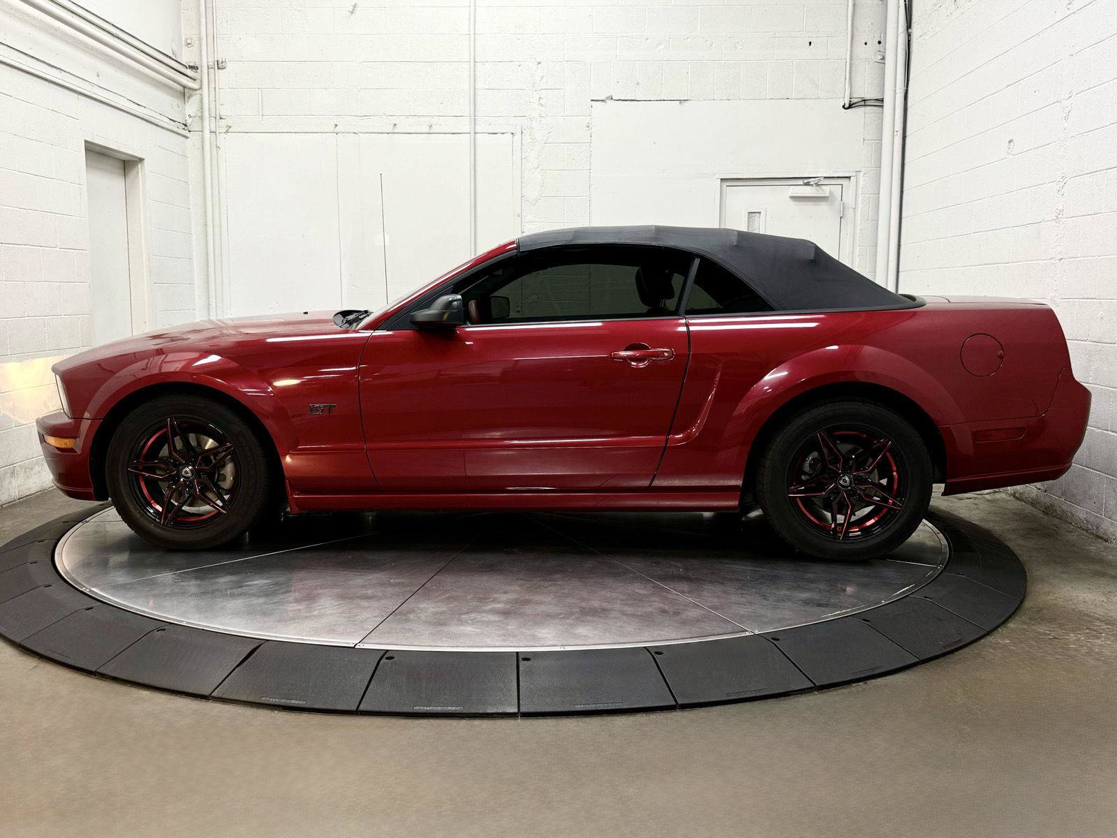 Used 2007 Ford Mustang GT RWD image 15